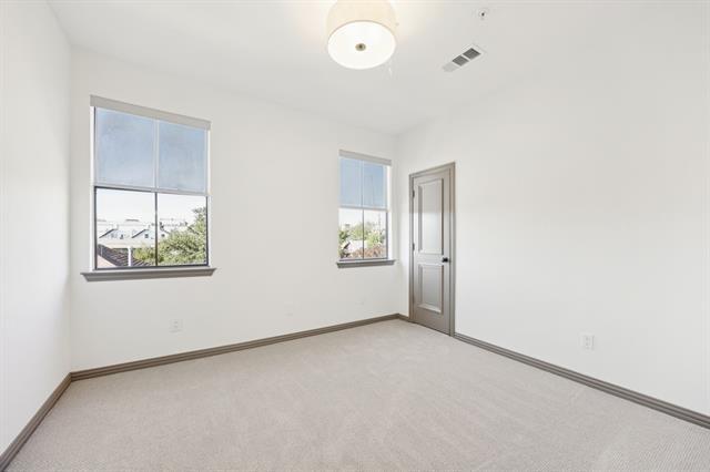 Building Photo - 5804 Hudson St