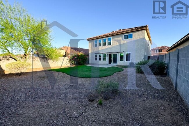 Building Photo - 4Bed/2.5Bath House in Cave Creek! $199 MOV...