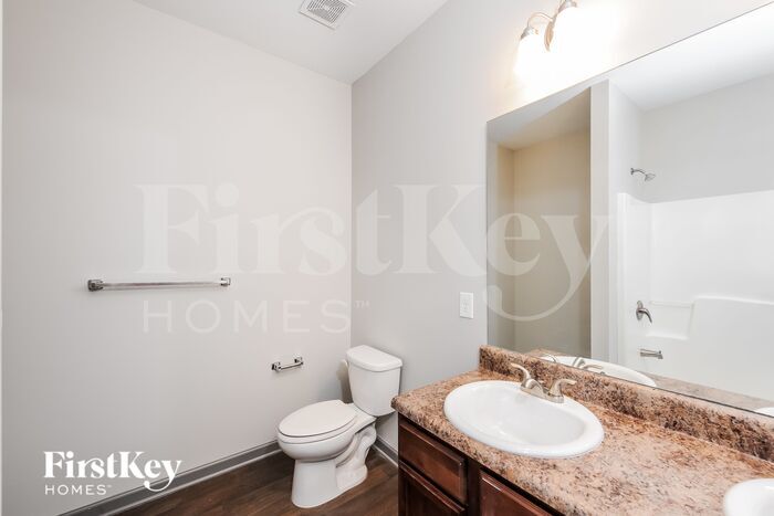 Building Photo - 864 Ivydale Ln SW