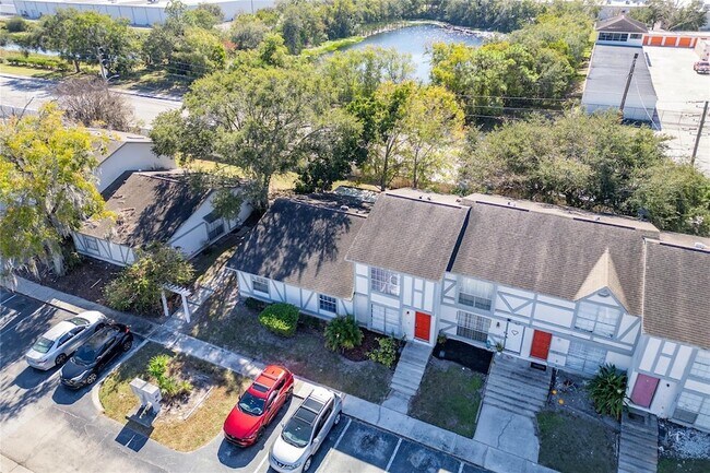 Building Photo - 3108 Windover Ave