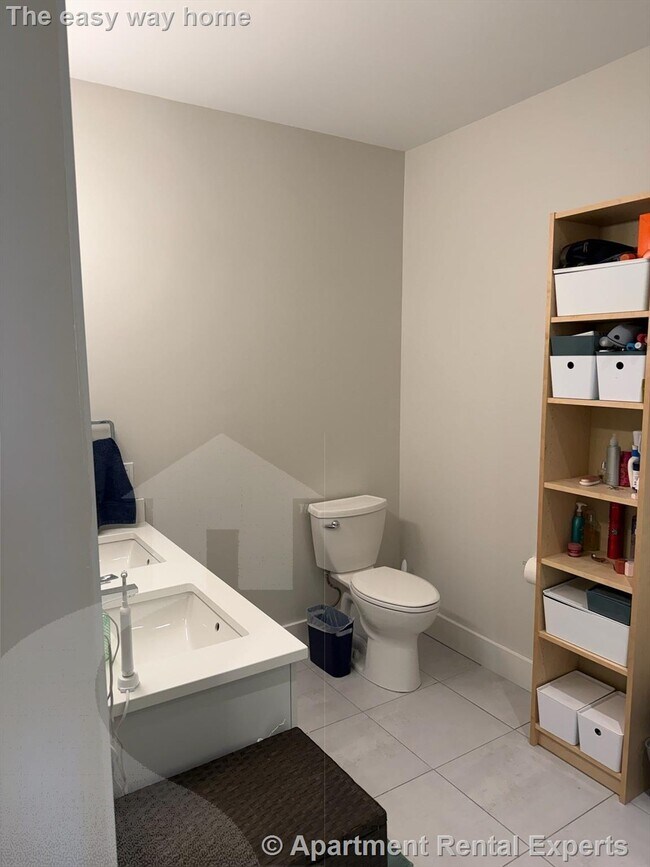 Building Photo - 434 McGrath Hwy