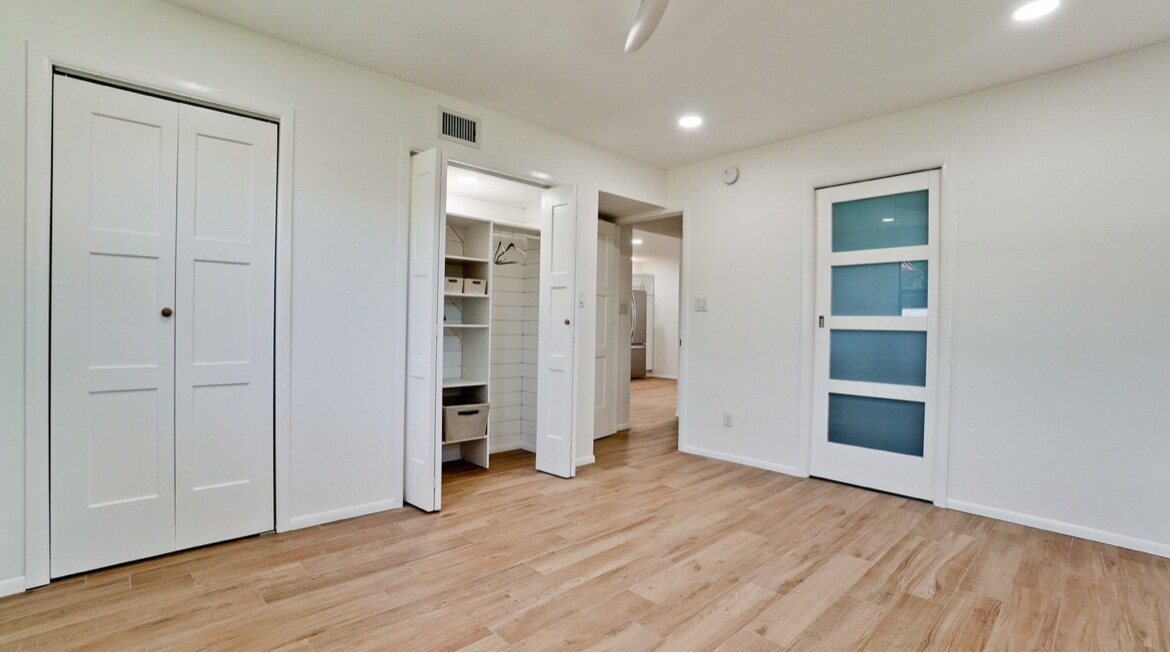 Building Photo - 4216 La Costa Cv