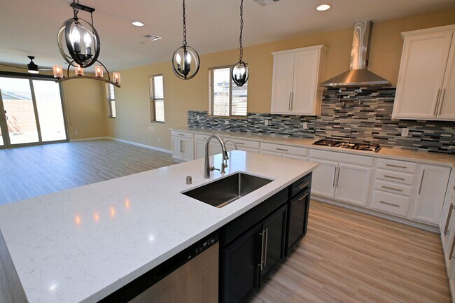 Building Photo - 340 Cadence Vista Dr