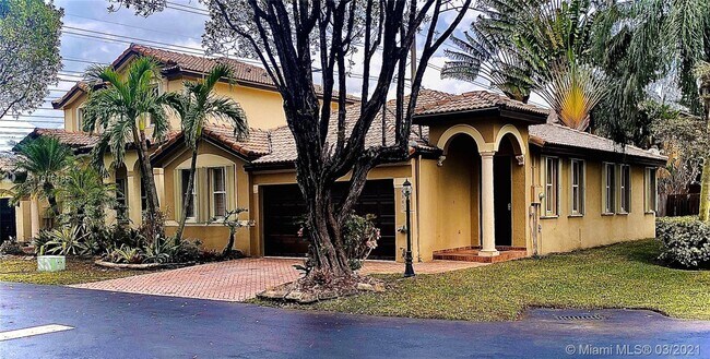 Building Photo - 4883 NW 109th Path
