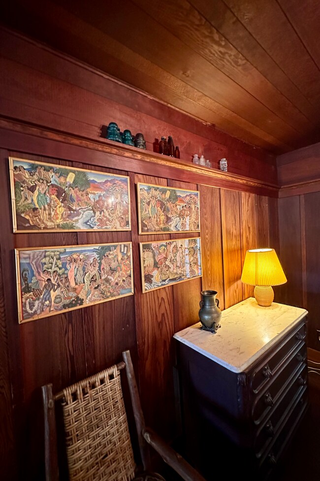 Building Photo - 2499 Madrona Ave