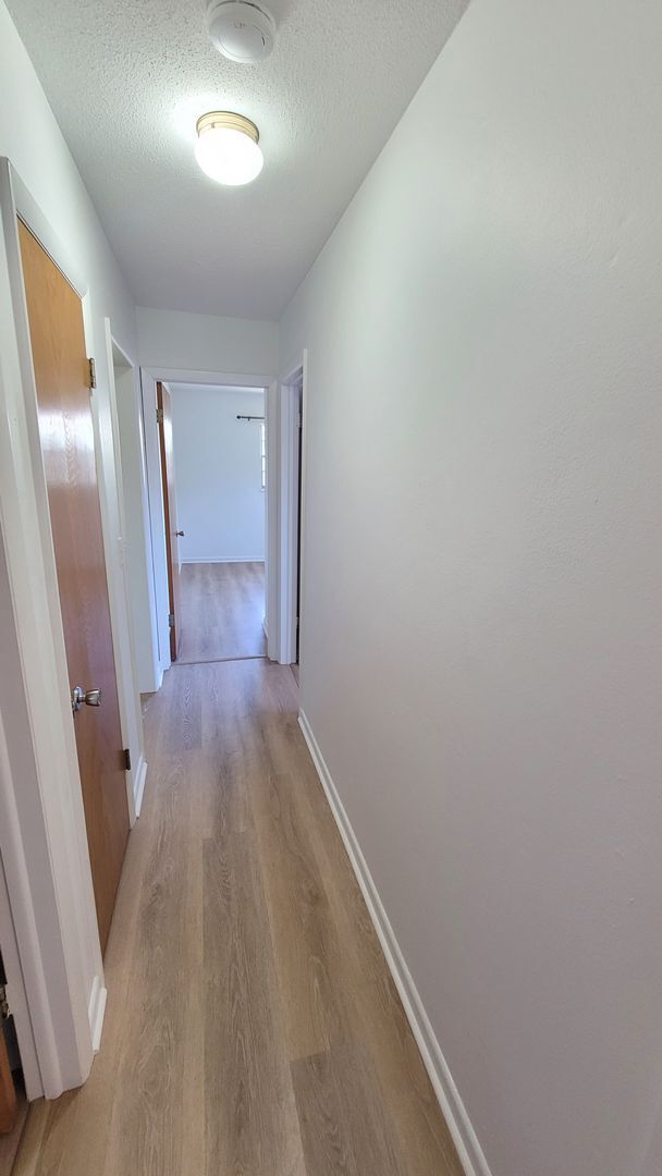 Building Photo - Beautiful Corner Lot Rental-Large 4 Bedroo...