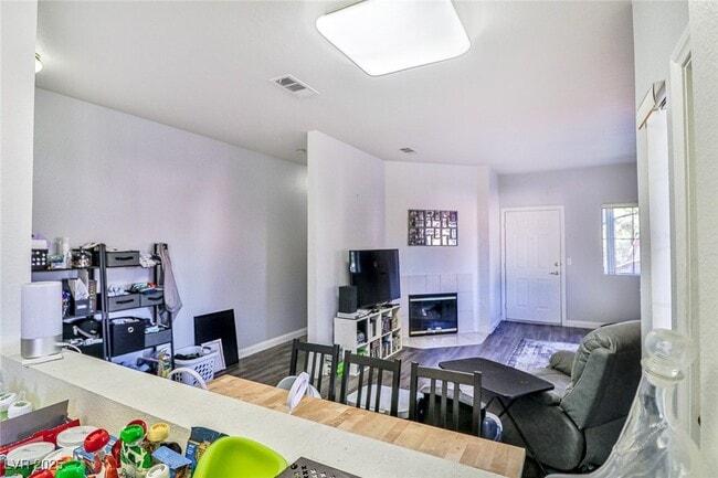 Building Photo - 5250 S Rainbow Blvd