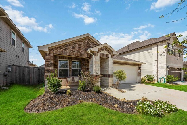 Building Photo - 6910 Lebec Dr