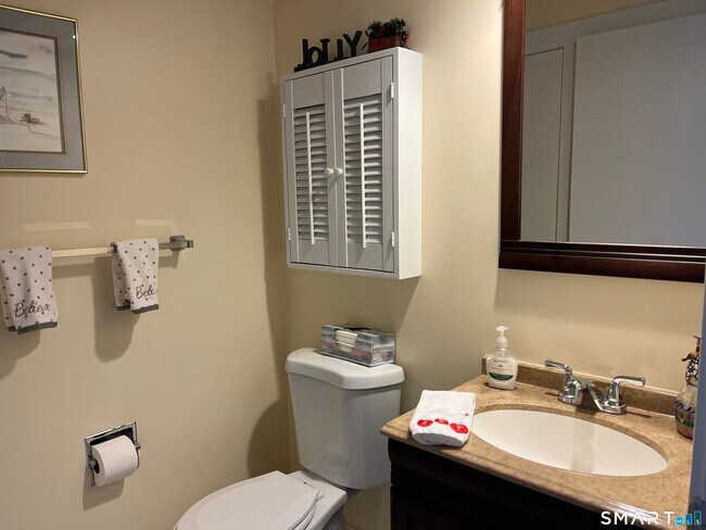 Building Photo - 167 Heritage Vlg