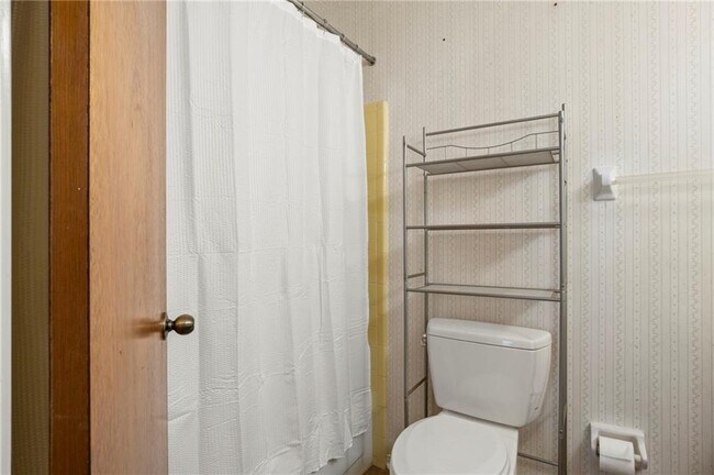 Building Photo - 5095 W Celtic Dr