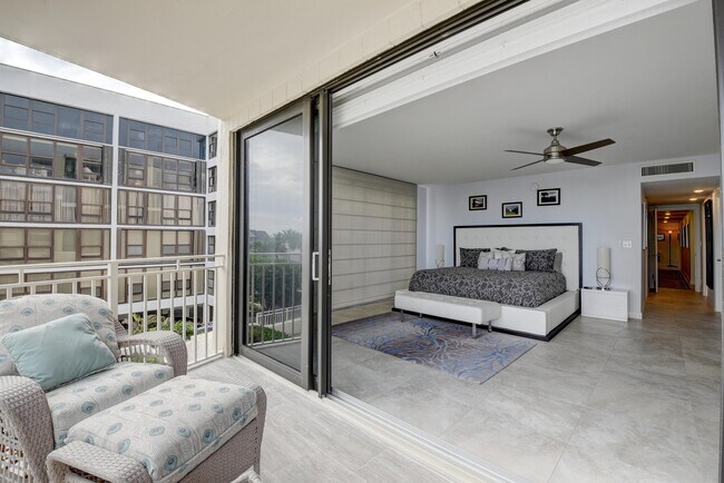 Building Photo - 2155 S Ocean Blvd