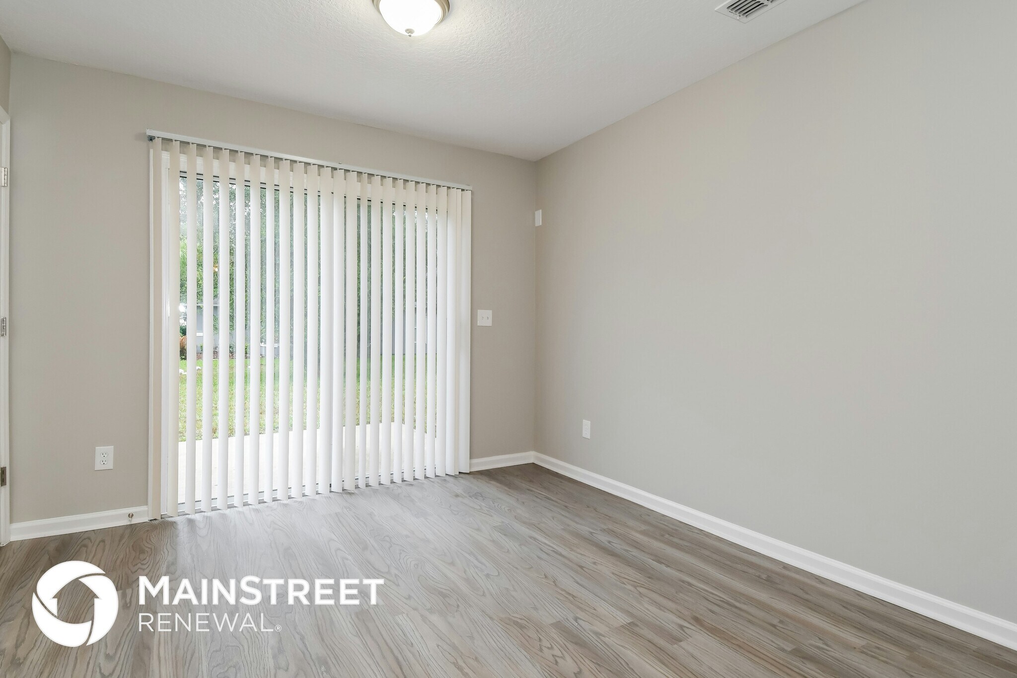 Building Photo - 12600 Wooded Bluff Ct