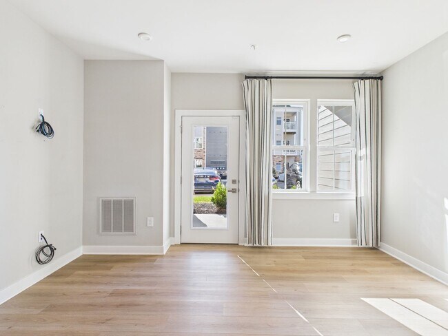 Building Photo - 6601 Citory Way