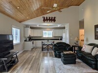 Building Photo - 60 Jewel Trl