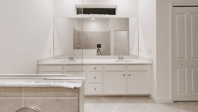 Building Photo - 20506 Copperhead Dr