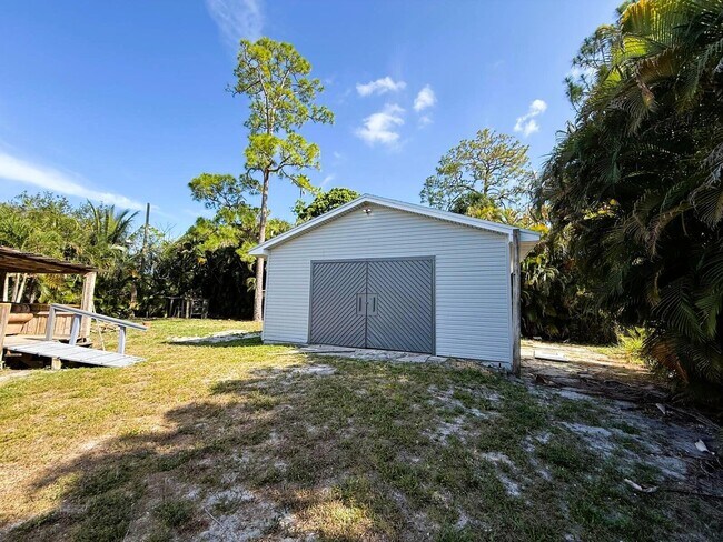 Building Photo - 14526 Paradise Trail