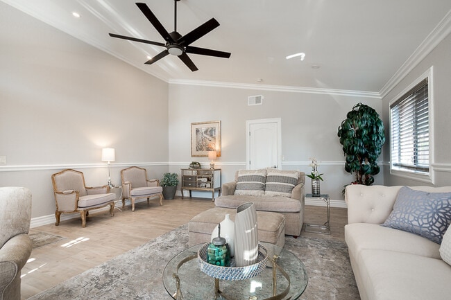 Building Photo - 429 Smoky Cir