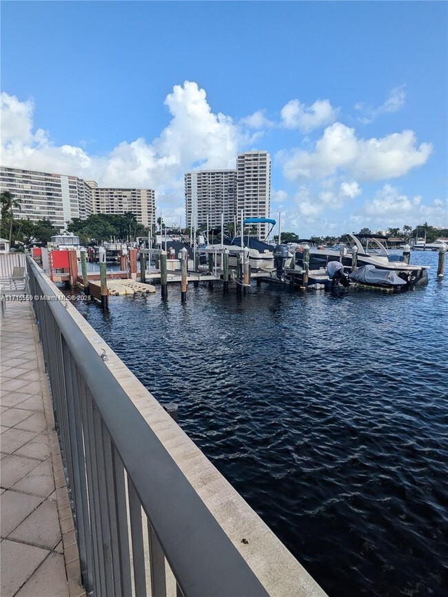 Building Photo - 300 Three Islands Boulevard