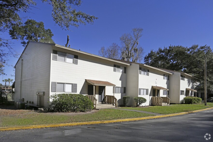 Sweetwater on 16th 205 SE 16th Ave Gainesville FL 32601 Apartment