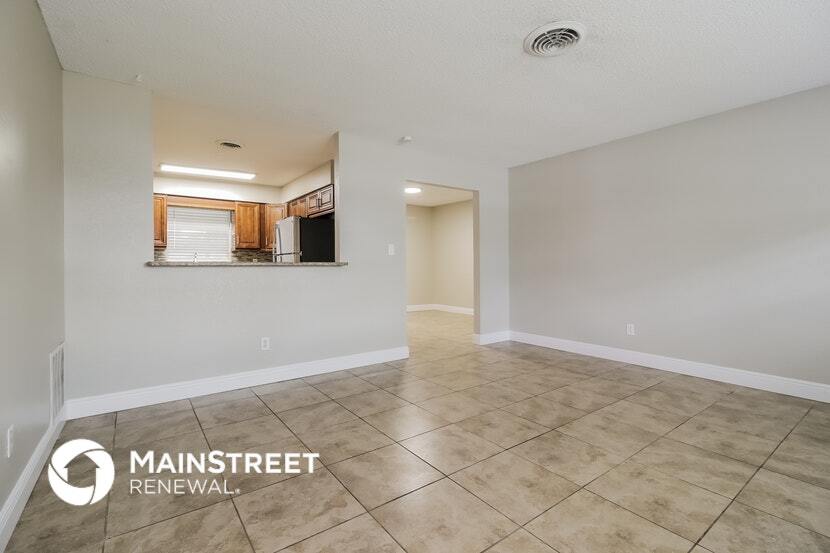 Building Photo - 734 Dunhill Dr
