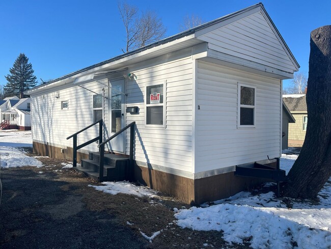 Building Photo - Beautiful 2 Bedroom Mobile home in Fairfield