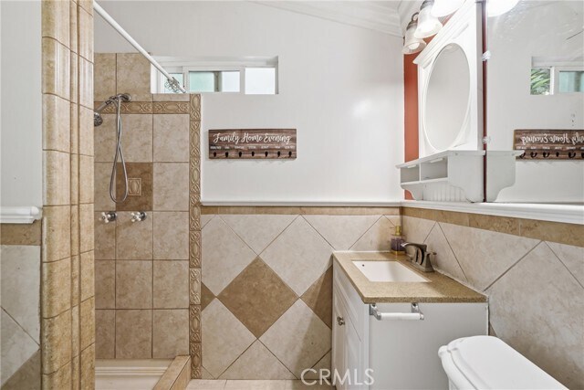 Building Photo - 24092 Gemwood Dr