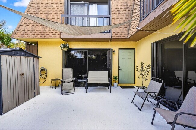 Building Photo - 110 N Delaware Blvd