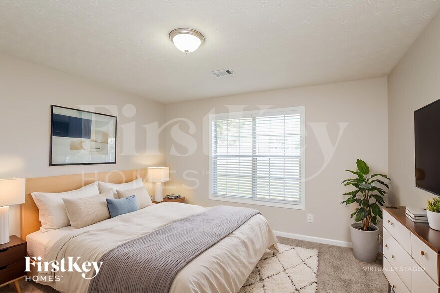 Building Photo - 1500 Summer Lake Terrace SW