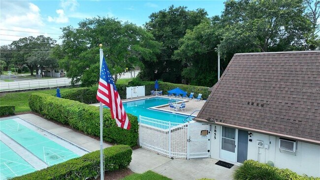 Building Photo - 3121 Beecher Dr E