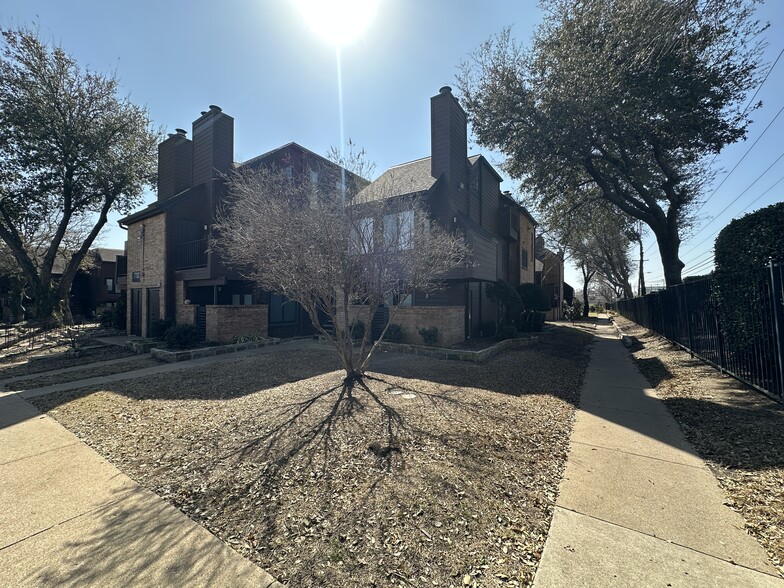 Building Photo - 1700 Baird Farm Cir