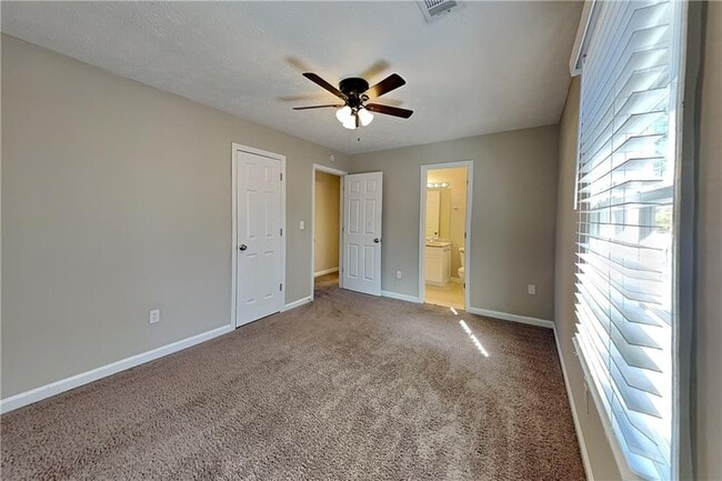 Building Photo - 1587 Casper Hill Dr