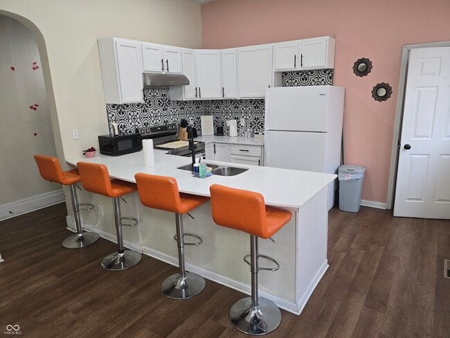 Building Photo - 1728 N Delaware St