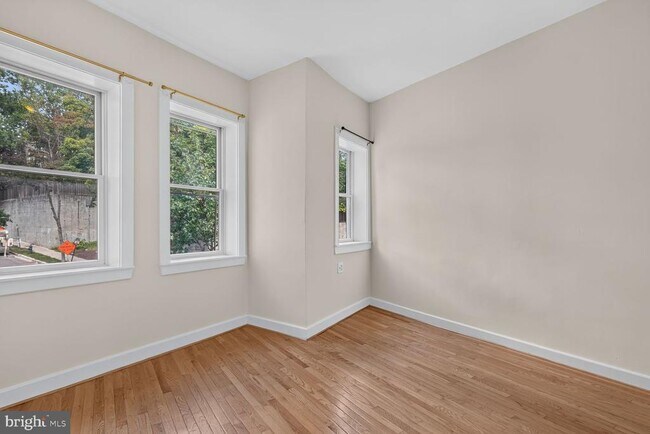Building Photo - 1702 Florida Ave NW