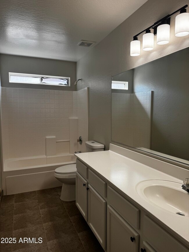 Building Photo - 13310 N 126th Ave