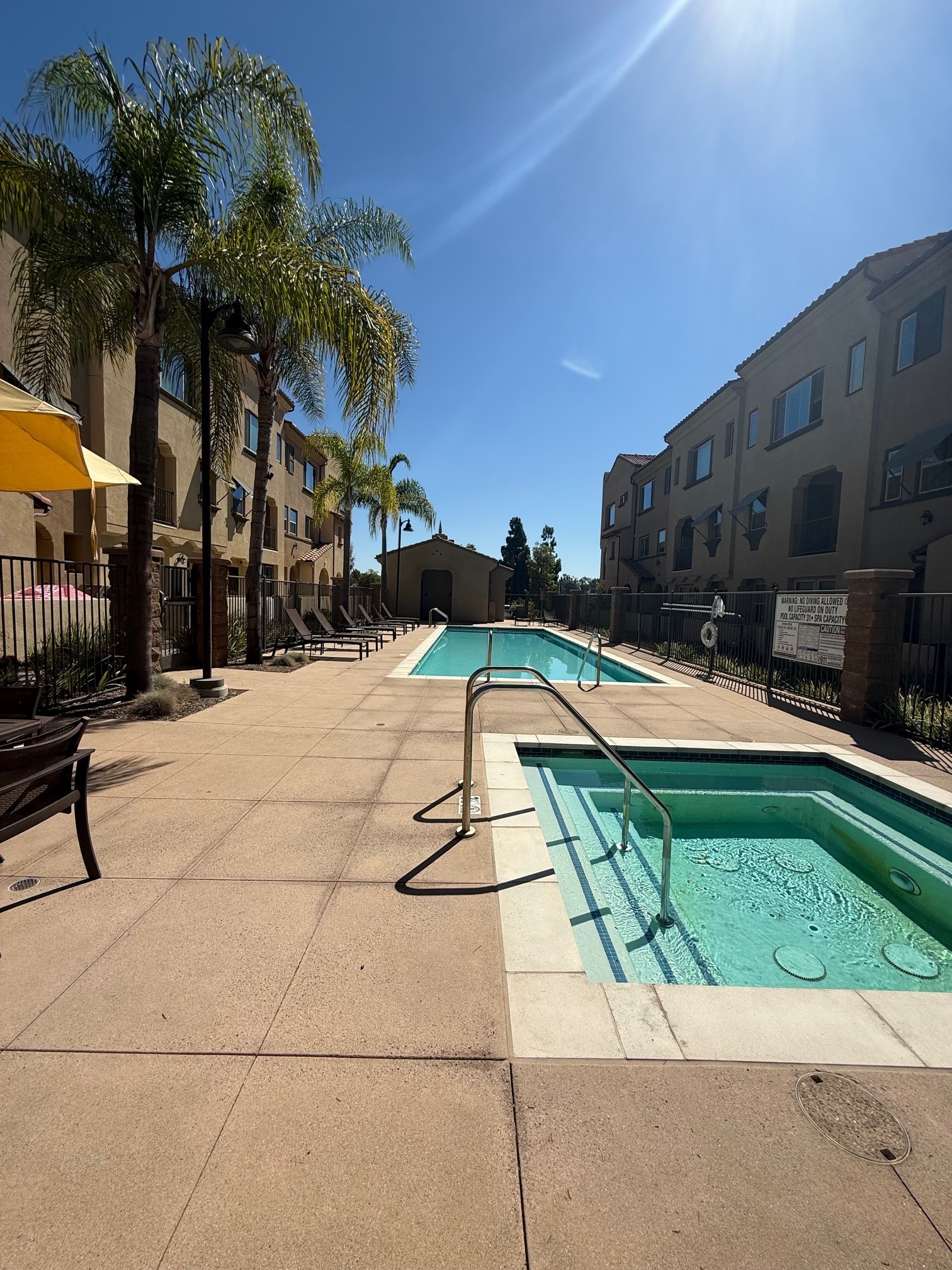 Building Photo - 1572 Fortaleza Way #18