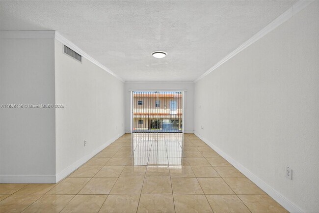 Building Photo - 3501 W 11th Ave
