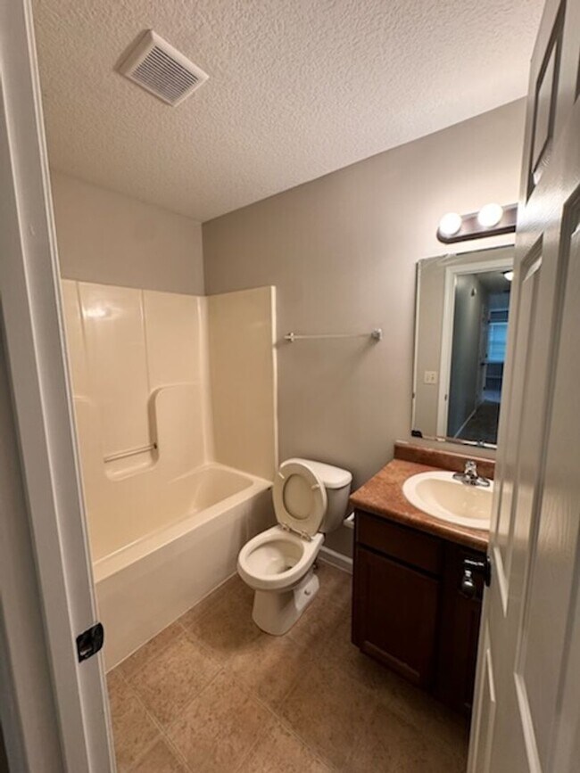 Building Photo - 7521 Haida Way