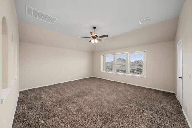 Building Photo - 504 Ridgewater Trail