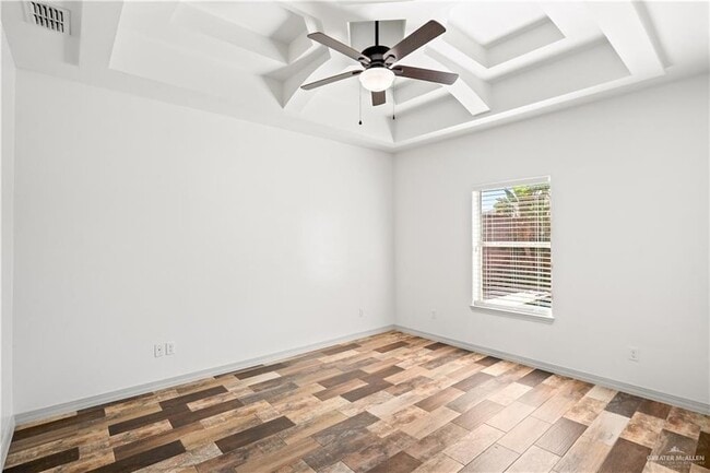 Building Photo - 10925 N 30th St