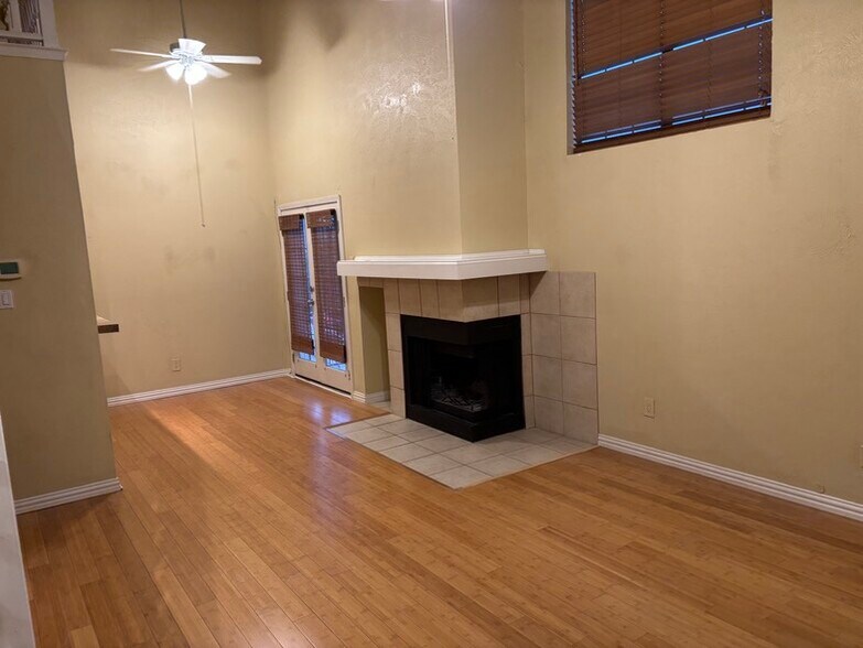 Building Photo - 2428 Forest Brook Ln