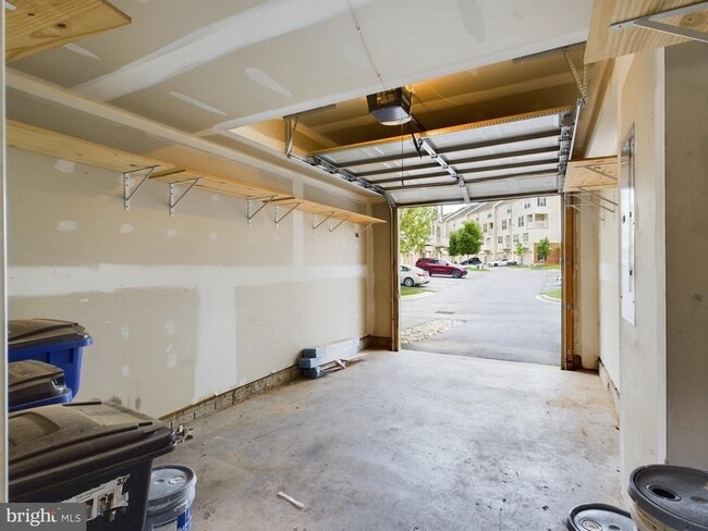 Building Photo - 6479 Jack Linton Dr S