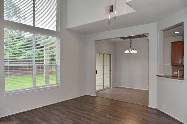 Building Photo - 13600 Breton Ridge St