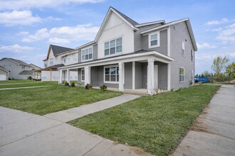 Building Photo - Outstanding Newer 4 Bed Condo in Resort Style Kensington Place in Holland!