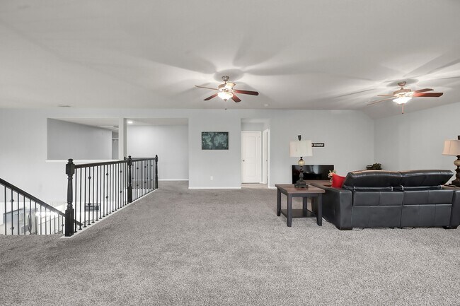 Building Photo - 24542 Grayson Falls Ln