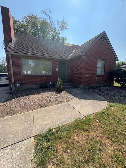 Primary Photo - 4002 Massie Ave