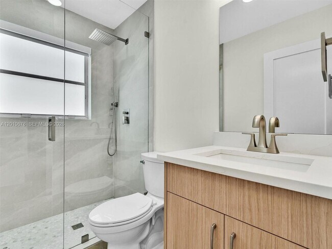 Building Photo - 3863 SW 53rd Pl
