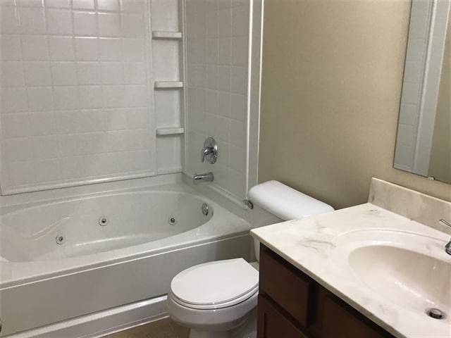 Building Photo - 5640 Rambling Dr