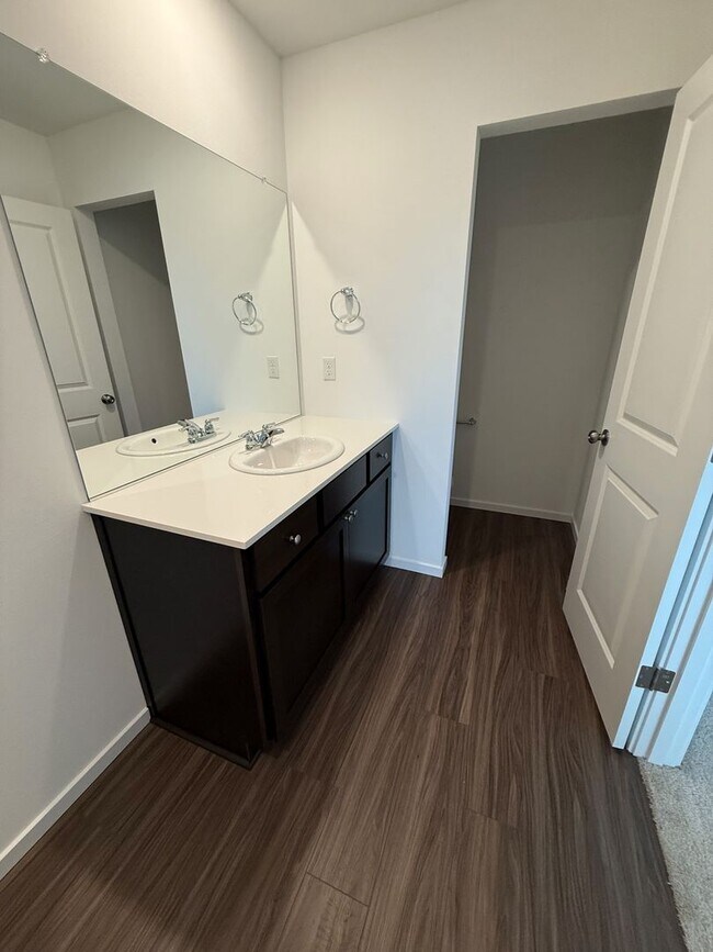 Building Photo - Brand New 3 Bedroom Home in Reserve in the Pines – Modern Living in a Prime Location