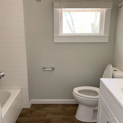 Building Photo - 507 E Heron St