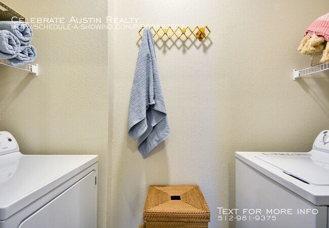 Building Photo - sur 512